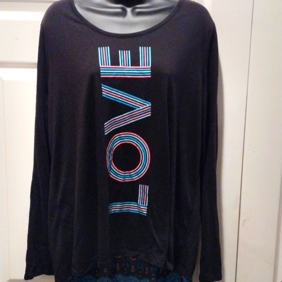 No boundaries Graphic Top xxl - Picture 2 of 6